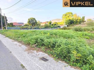 Solar en venta en Cambre