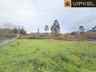 Solar en venta en Cambre