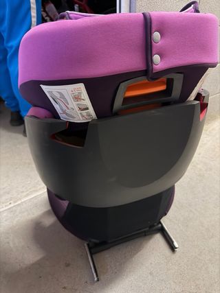 Silla coche Cybex púrpura