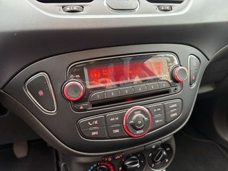 Opel Corsa 1.4 Business 66 kW (90 CV)