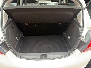 Opel Corsa 1.4 Business 66 kW (90 CV)