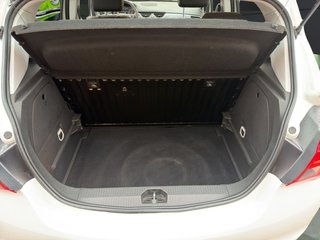 Opel Corsa 1.4 Business 66 kW (90 CV)