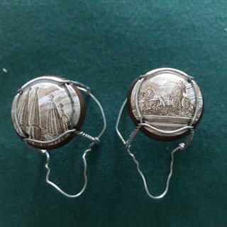Lote 8 chapas de cava con monumentos
