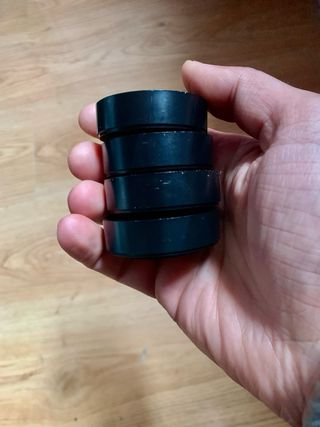 4 Bases / Soportes para Altavoces Negro