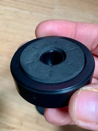 4 Bases / Soportes para Altavoces Negro