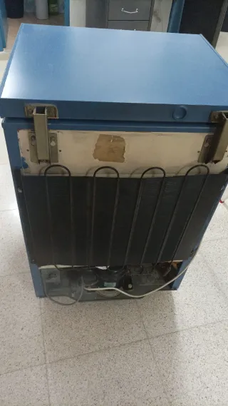 Arcón Congelador Pequeño Azul