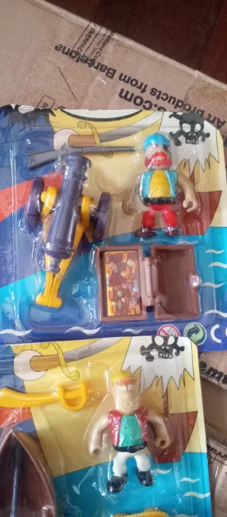 Lote 4 figuras piratas Only Toys