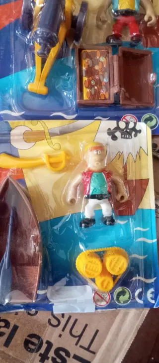 Lote 4 figuras piratas Only Toys