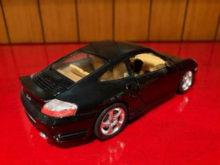 Modellino Porsche 996 Turbo Burago 1:18