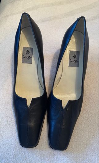 Zapatos de tacón piel azul marino