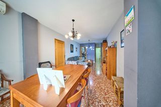 Piso en venta en Residencial Triana - Barrio Alto en Gabias (Las)