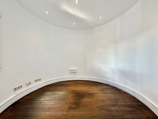 Oficina en venta en Puerto Banús en Marbella