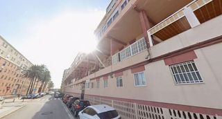 Piso en venta en Cortadura - Zona Franca  en Cádiz