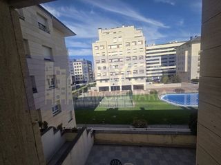 Piso en venta en Cascajos - Piqueras en Logroño