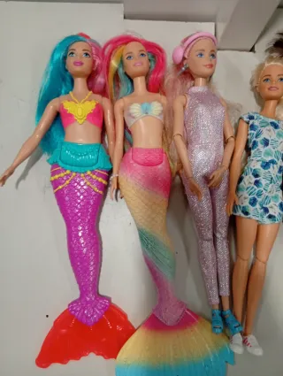 Lote de 5 Barbie sirenas y muñecas
