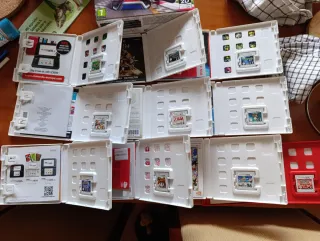 Nintendo 2DS Negra + 11 Juegos + Cargador