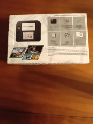 Nintendo 2DS edición Mario kart completa+9 Juegos