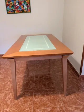 Mesa de salón madera y cristal