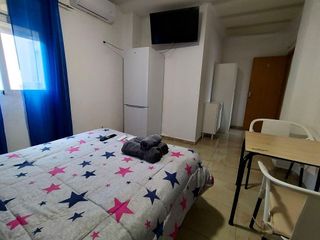 Casa en alquiler en Barrio de Zaidín en Granada