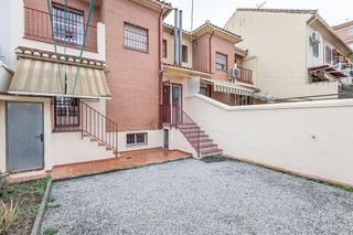 Casa adosada en alquiler en Angustias - Chana - Encina en Granada