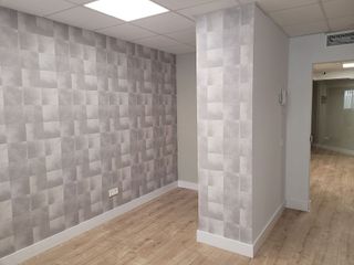 Oficina en alquiler en Playa de la Fontanilla en Marbella