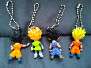 Packs 4 llaveros UDM Dragon Ball Son Gohan