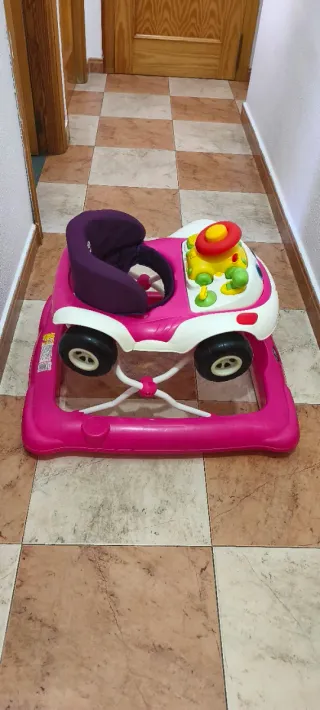 andador de niñas y como nuevo
