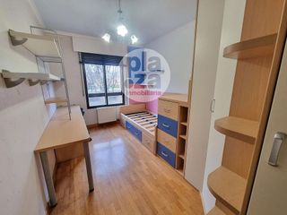 Piso en alquiler en Hospital - G3 - G2 en Burgos