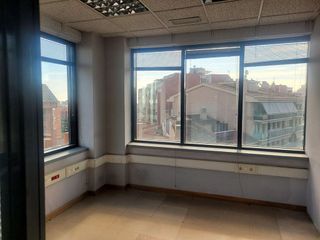 Oficina en alquiler en Can Clota en Esplugues de Llobregat