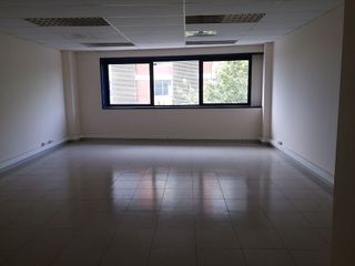 Oficina en alquiler en San Roc - El Remei en Badalona