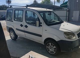 Asiento delantero fiat 465643 doblo (119) 1.3 16v