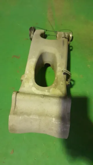 Basculante Yamaha YFZ 450cc