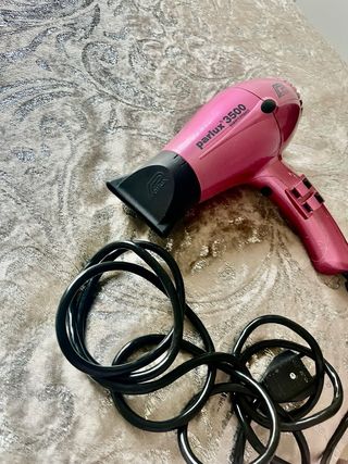 Secador Profesional Parlux 3500 supercompact.