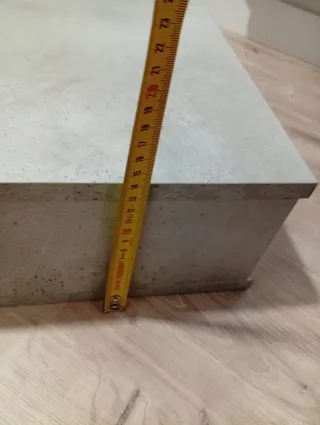 Mesitas flotantes hormigón