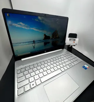 Laptop  marca HP GARANTÍA. CAMBIOS