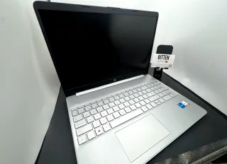 Laptop  marca HP GARANTÍA. CAMBIOS