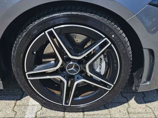 Mercedes Clase A A 35 AMG 4Matic 2019 306CV 5P
