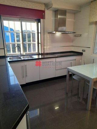 Chalet en venta en San Lázaro - Meixonfrío en Santiago de Compostela