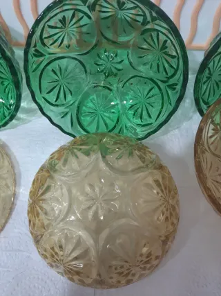 Cuencos vintage vidrio relieve verde y amarillo