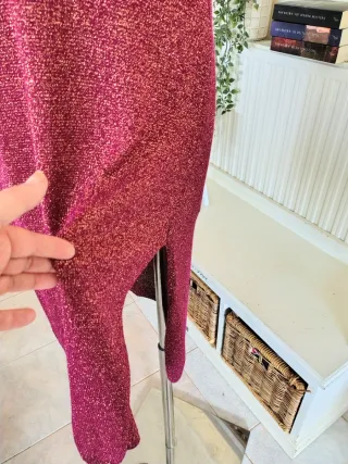 Vestido italiano burdeos hilo dorado