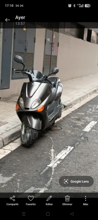 Yamaha Minarelli Scooter Negra/Gris