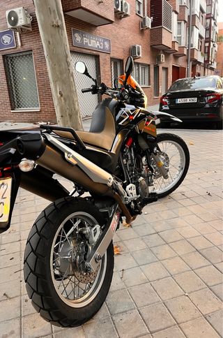 Yamaha XT660R Enduro Moto año 2008