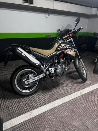 Yamaha XT660R Enduro Moto año 2008