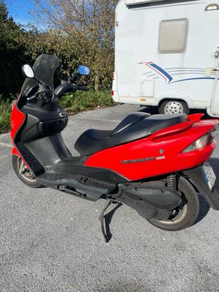 Suzuki Burgman 125 itv 2027 revisada