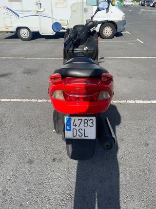 Suzuki Burgman 125 itv 2027 revisada