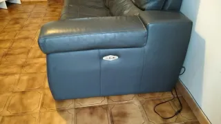 Sofá 3 plazas piel gris