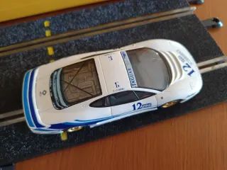 scalextric hornby jaguar xj220