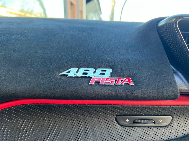 Ferrari 488 Pista