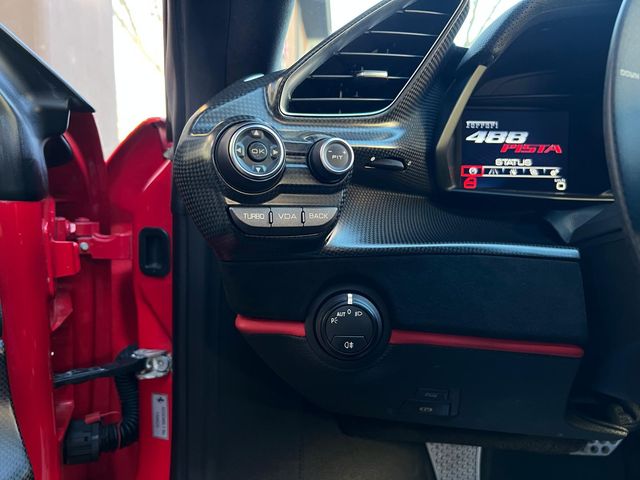 Ferrari 488 Pista