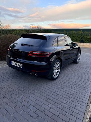 Porsche Macan S